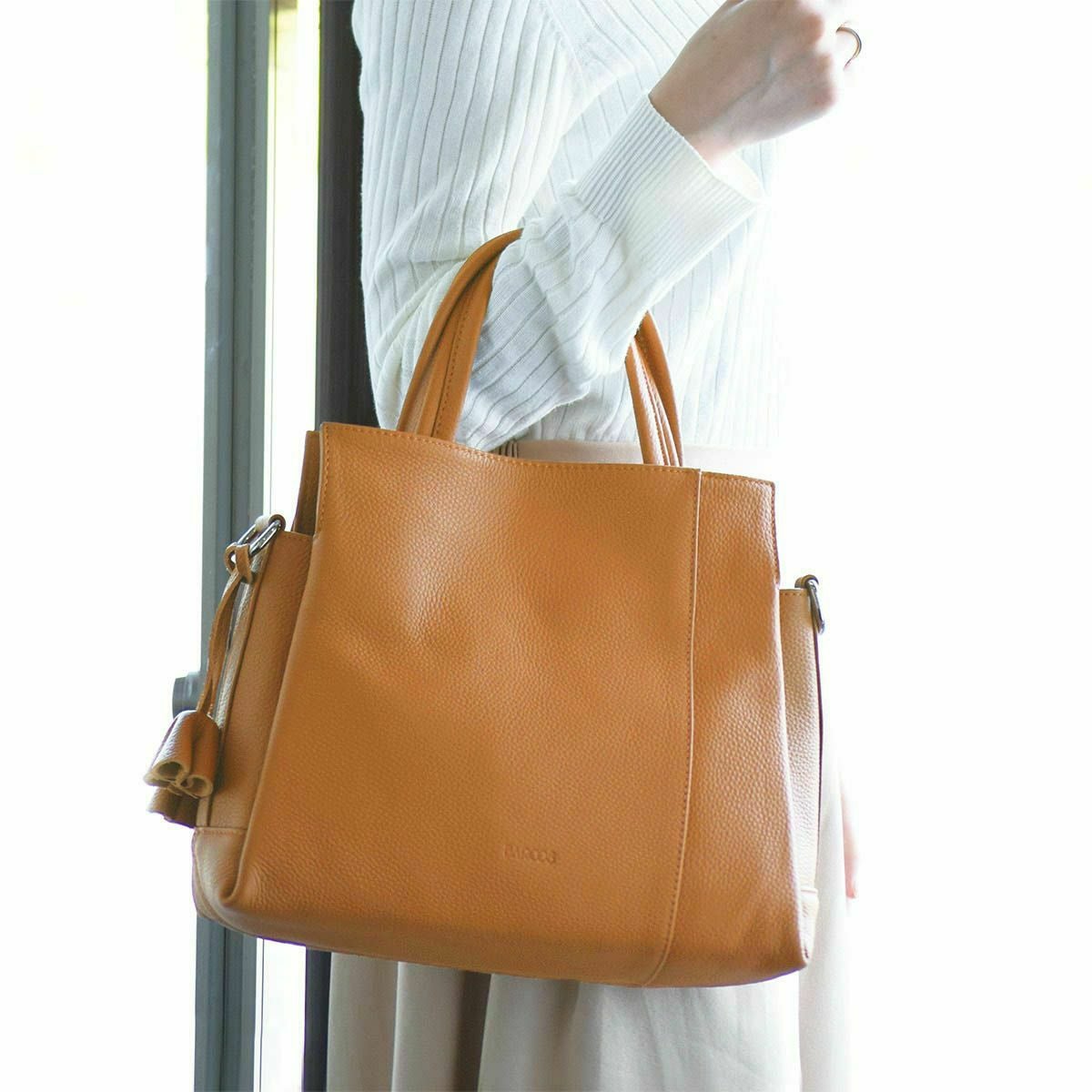 チャーム付き2wayレザーハンドバッグ＜ルル＞