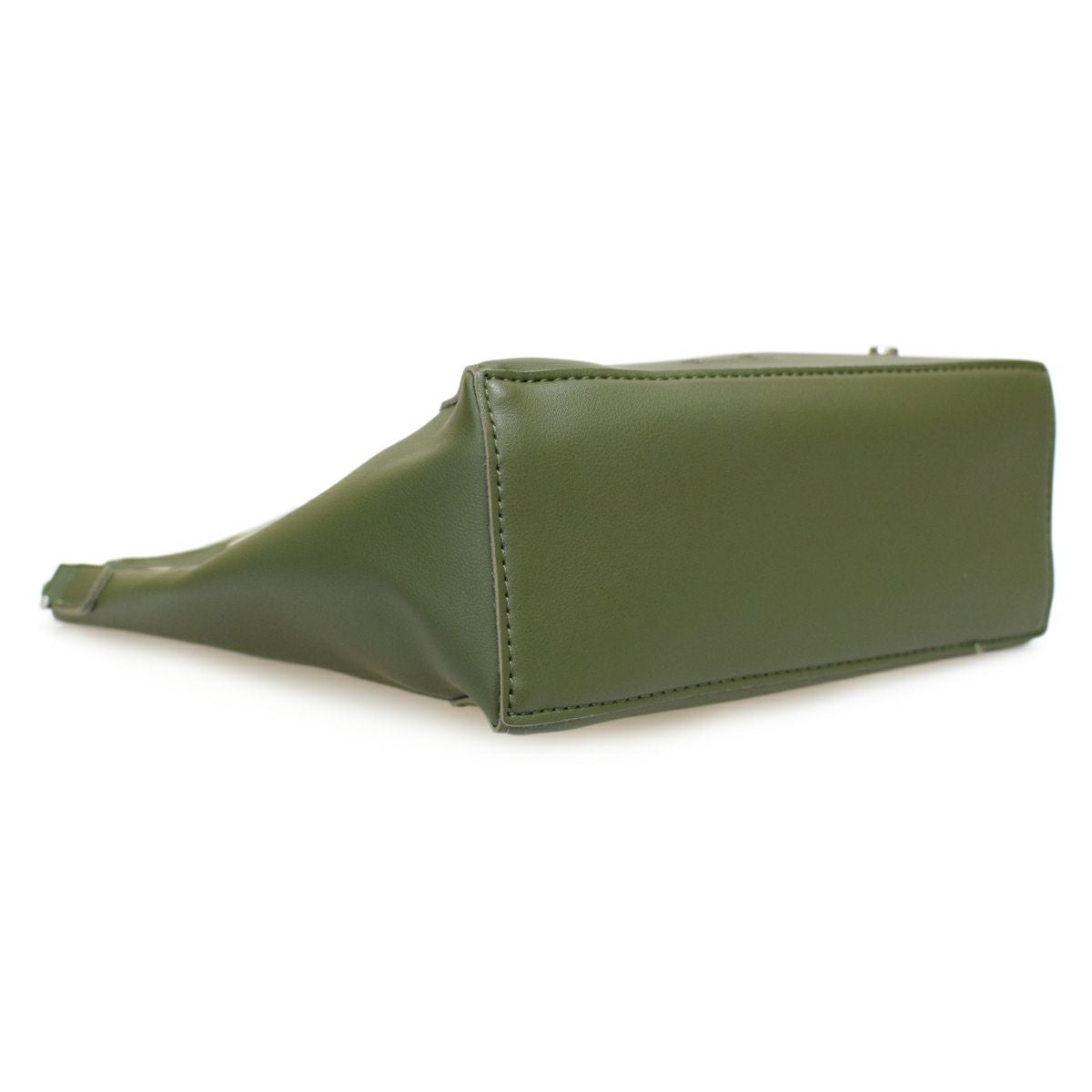 フェイクレザーショルダーバッグ