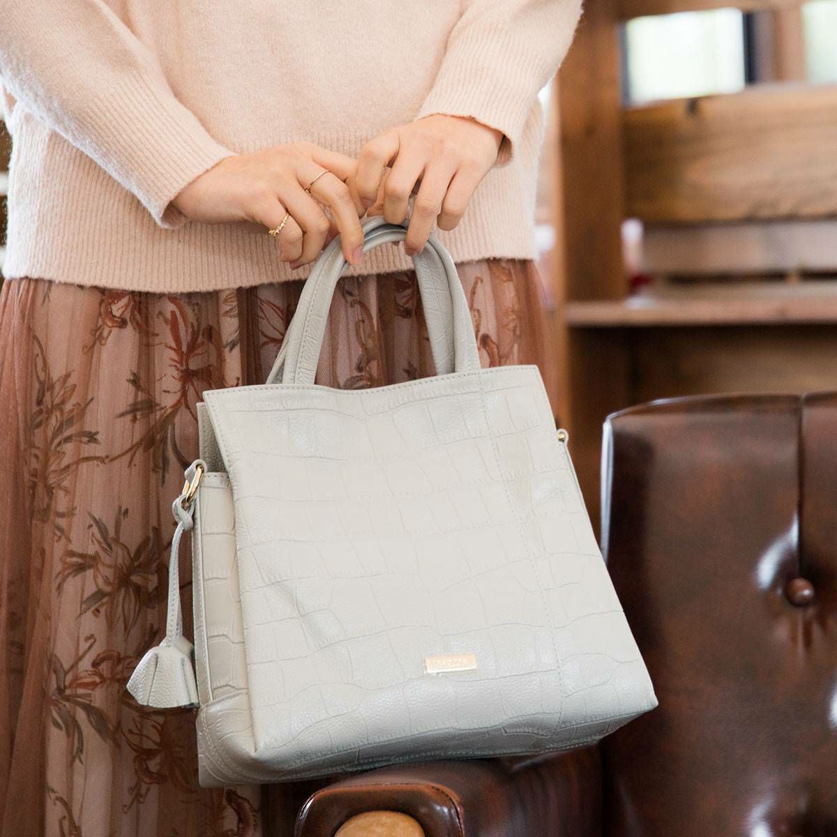 ハンドバッグ 2way クロコダイル型押し レザー