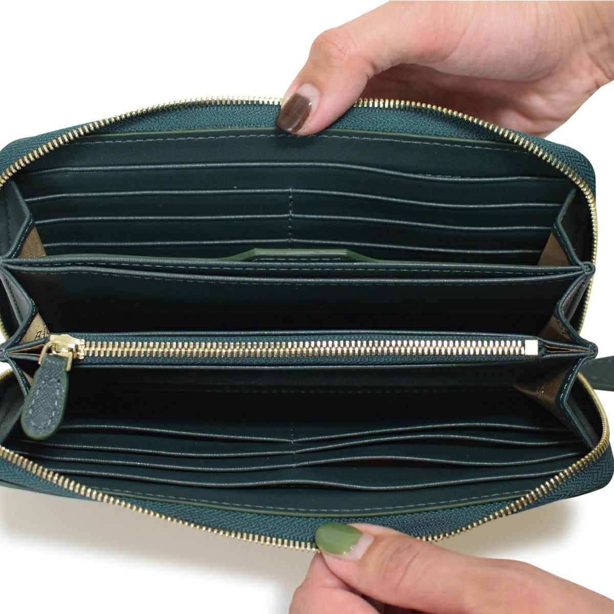 フォーチュンウォレットラウンド型＜ローブ＞