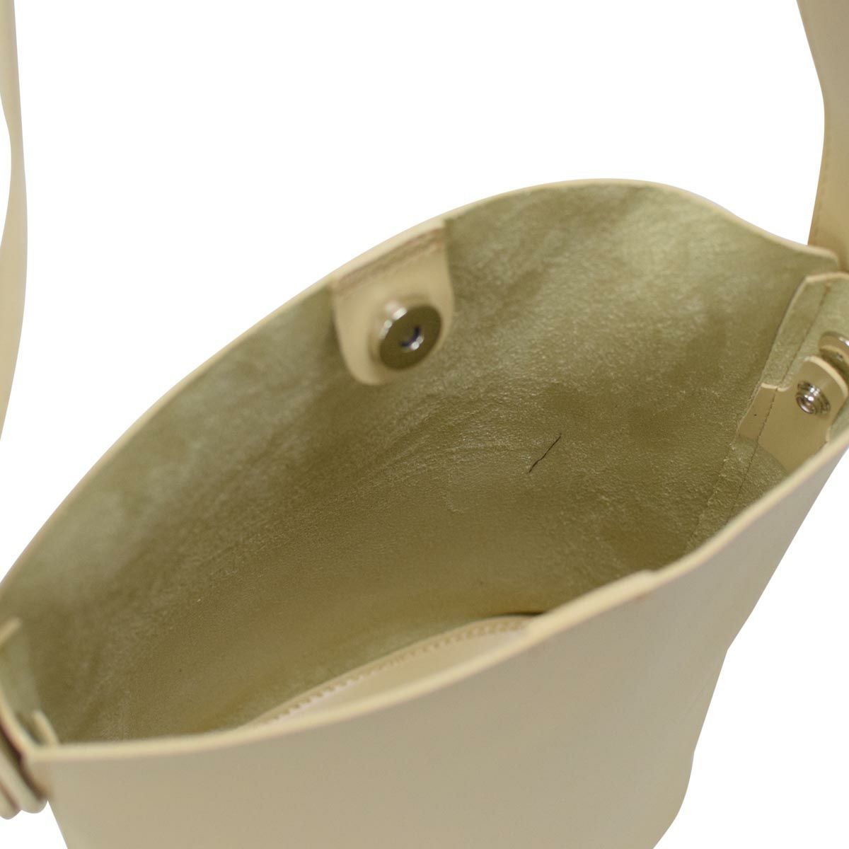 エコレザーショルダーバッグ