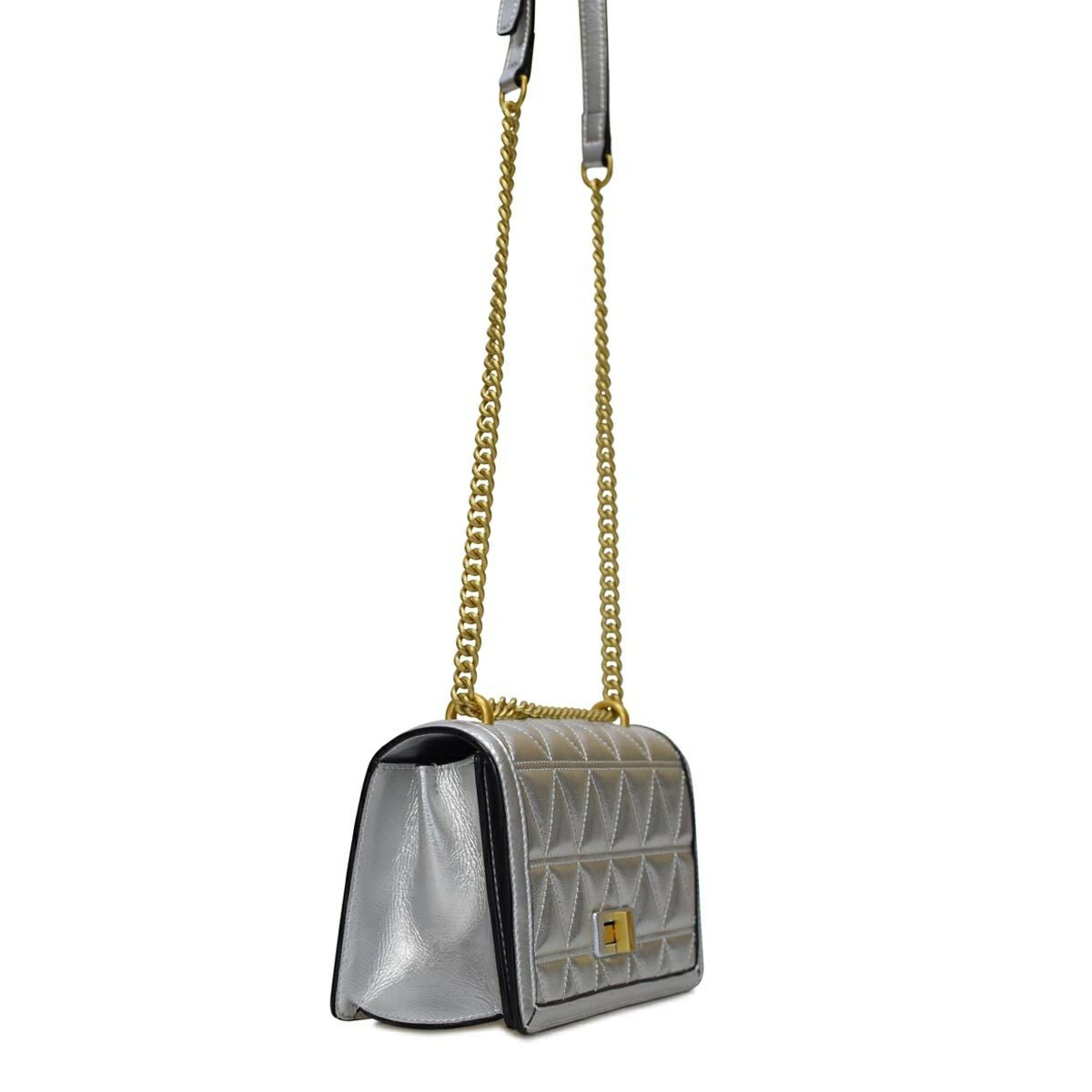 キルティングレザーポシェット