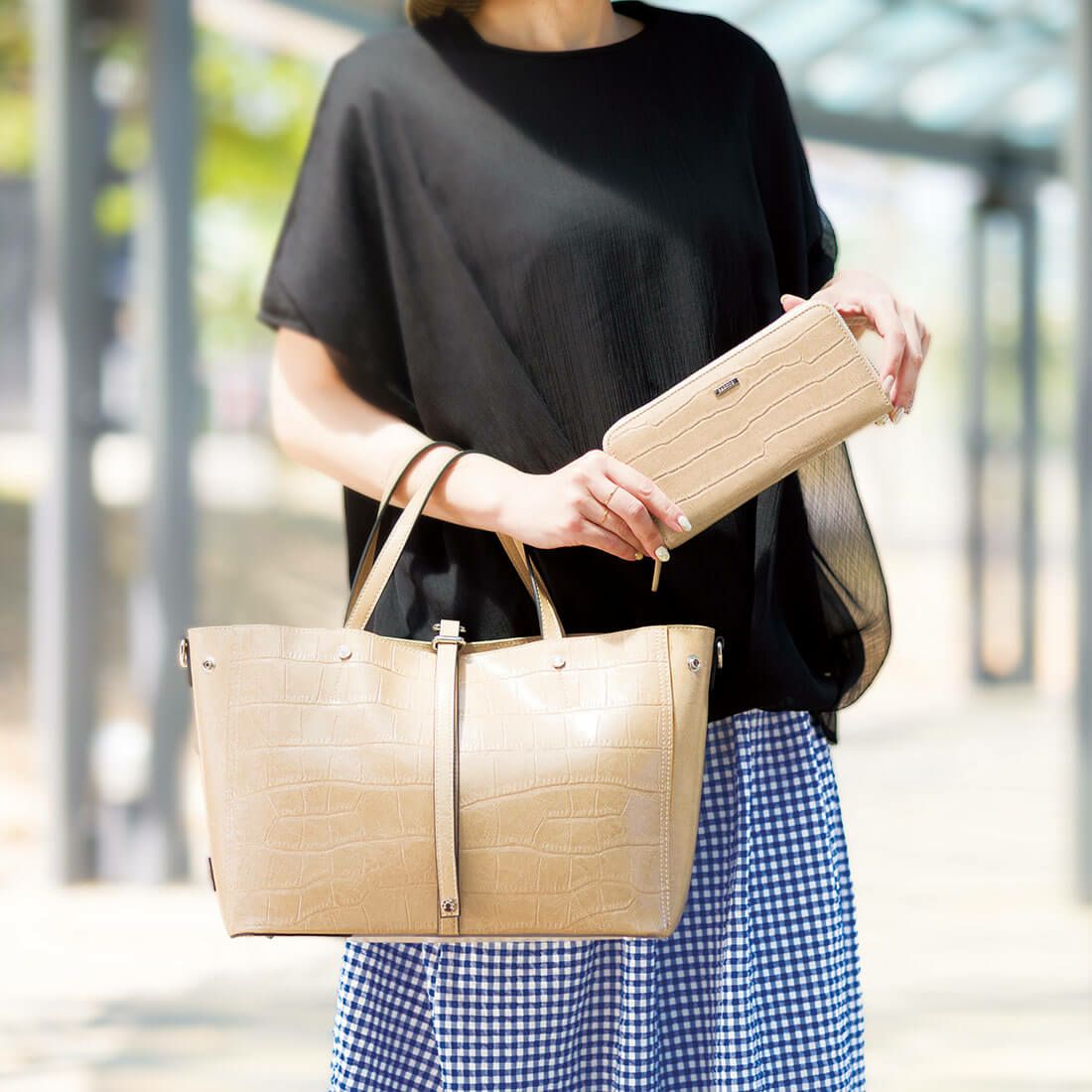 クロコダイル型押しシャイニングレザートート | バルコス公式