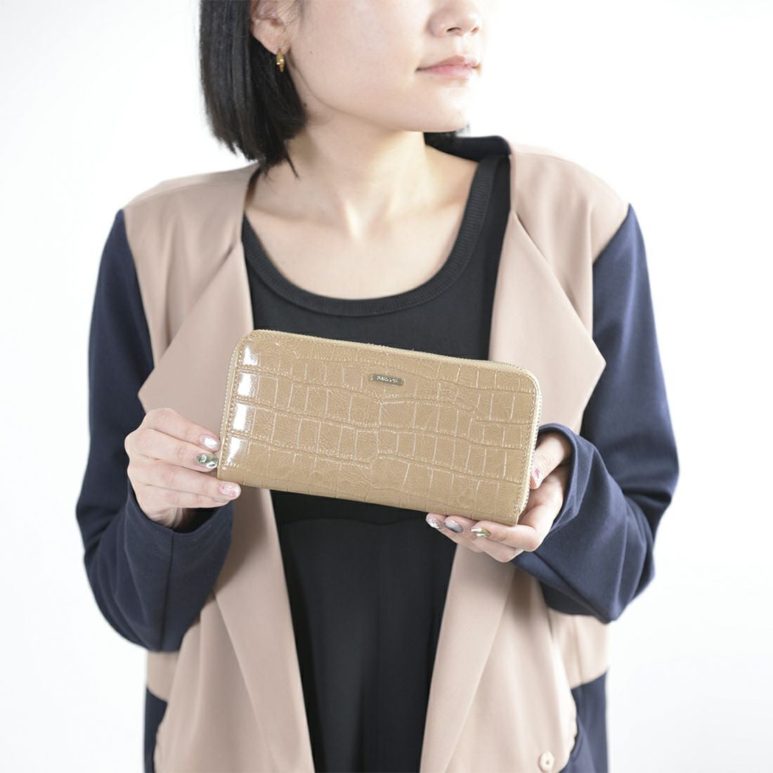 クロコダイル型押しロングウォレット