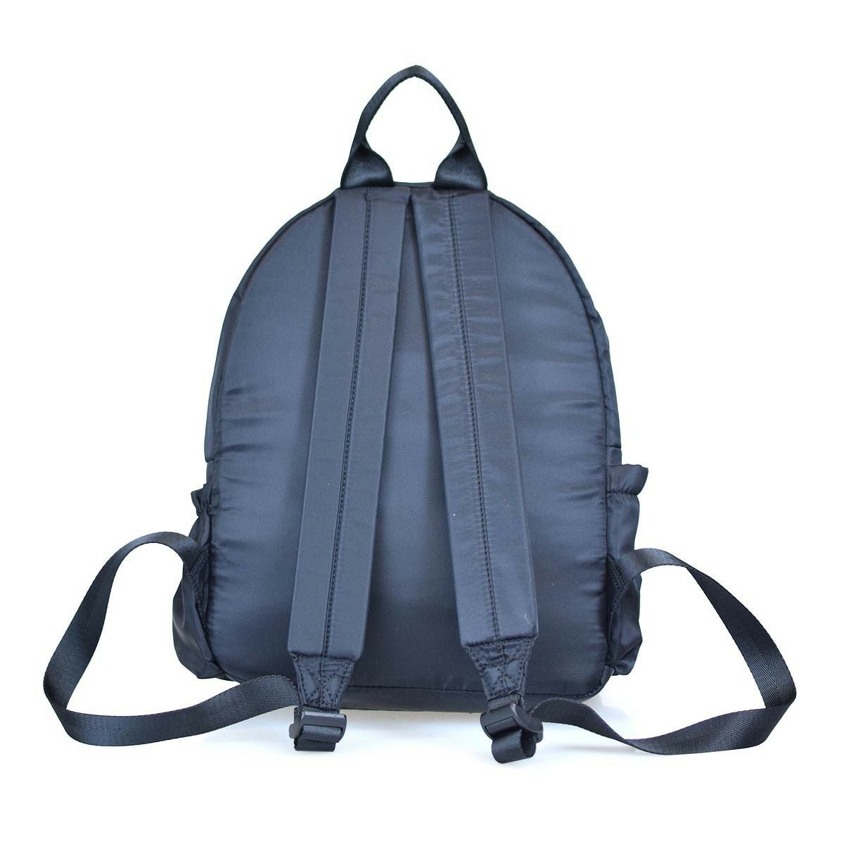 シンプルナイロンリュック