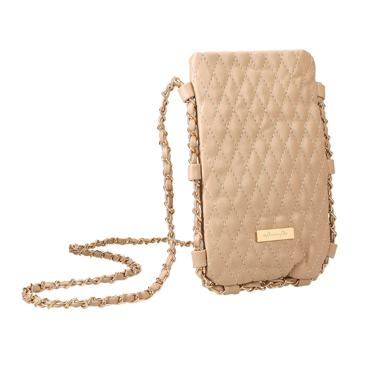 メタルロゴ付きキルティングショルダーポシェット