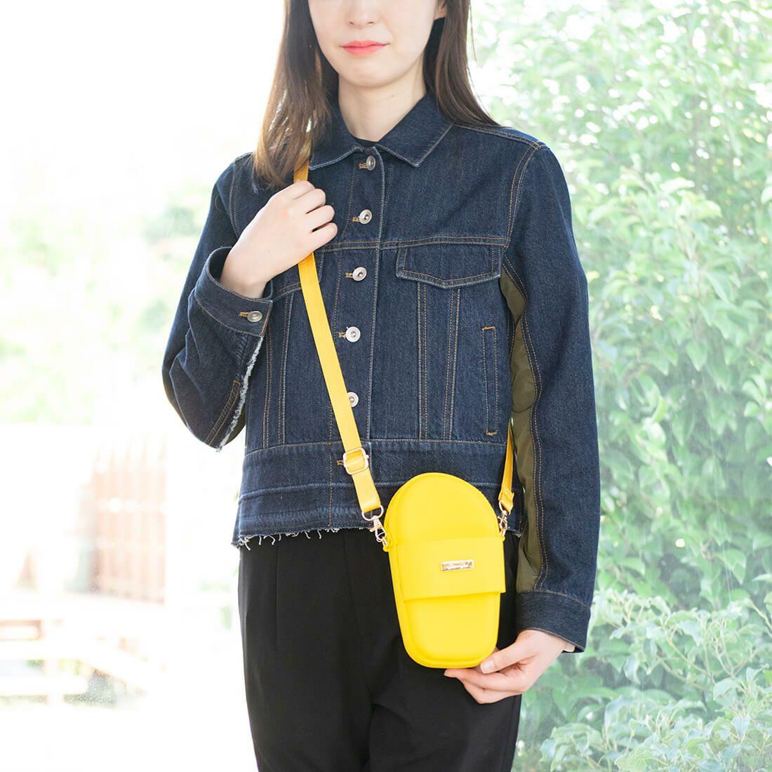 シリコンポシェット