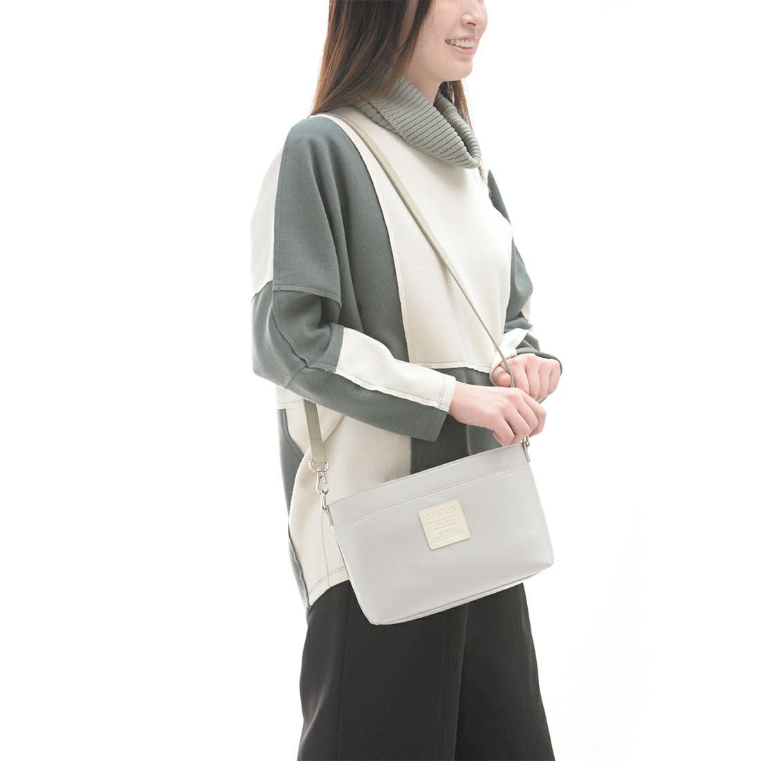 シュリンクレザーバイカラーハンドバッグ＜シャーロット＞