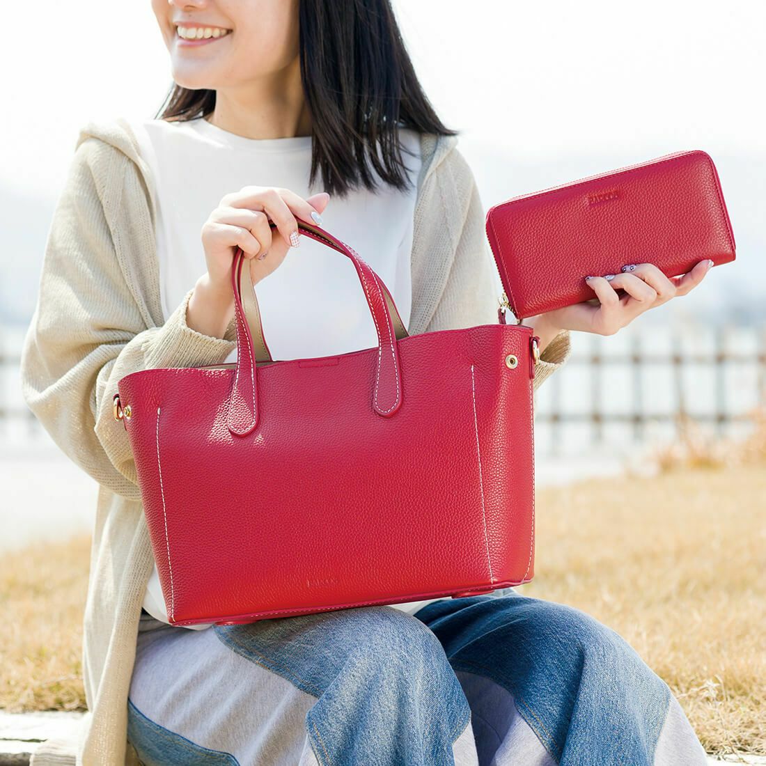 ブルーガールフェザーパーティバッグ SOMEA brume × CREAM COMPANY harada タンゴブルー レザートートL