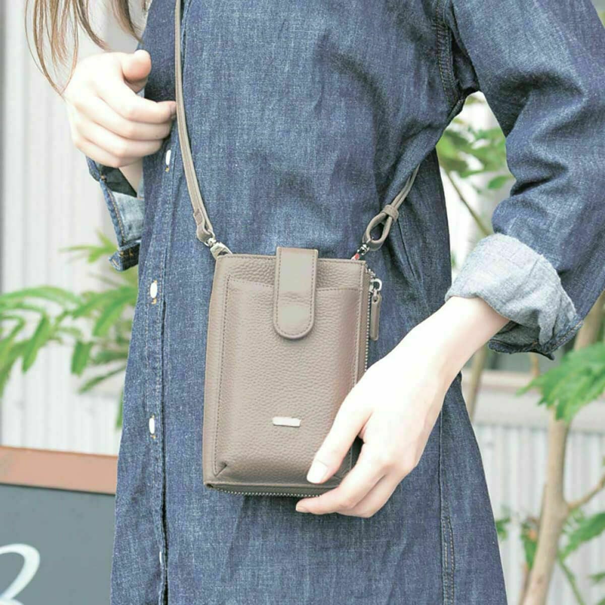 オールウェイズレザーポシェット＜ピッコラ＞