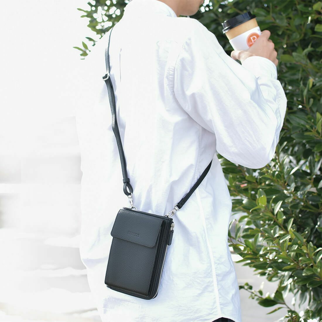 L字型シュリンクレザースマホポシェット＜アミーゴ＞