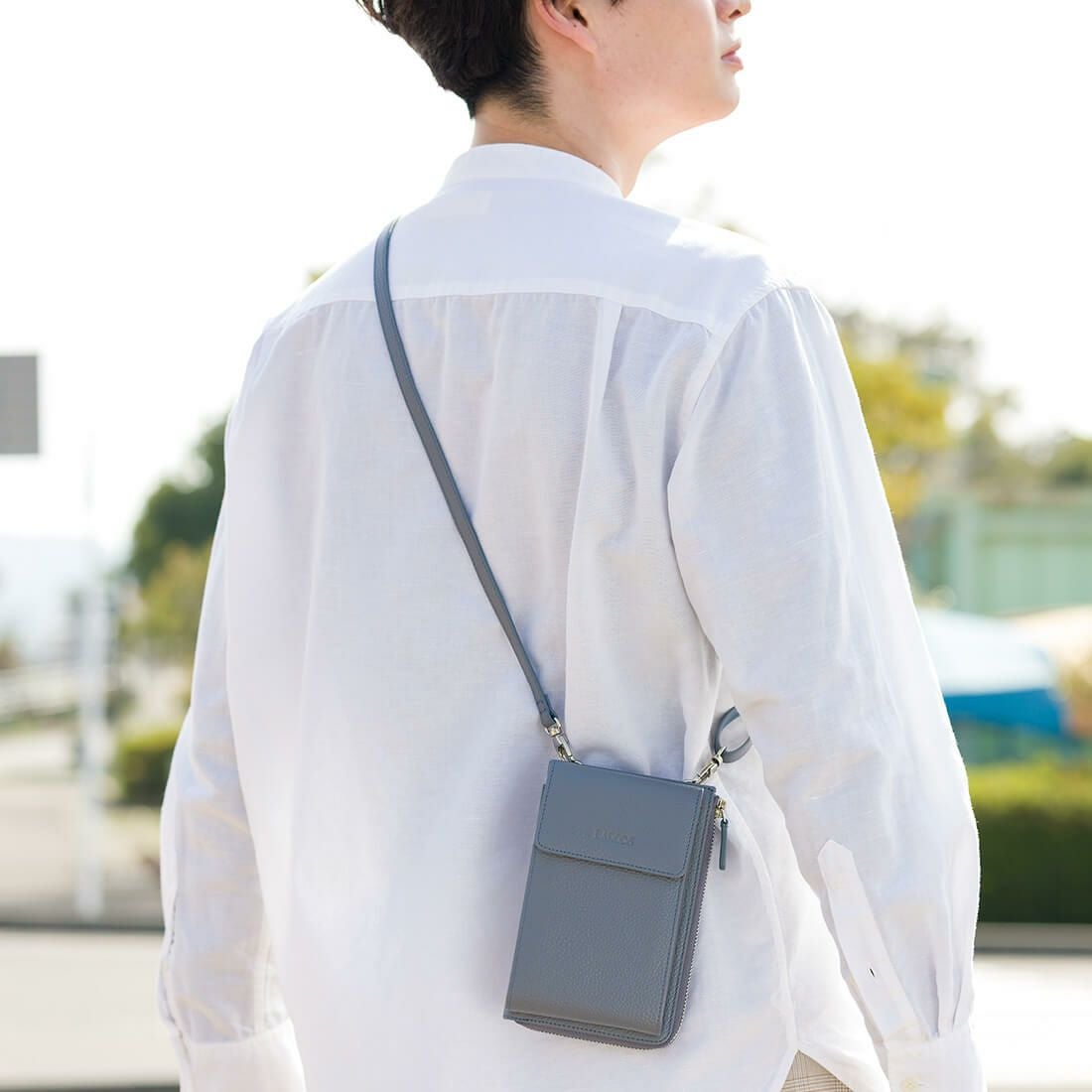 L字型シュリンクレザースマホポシェット<アミーゴ> | バルコス公式 L字型シュリンクレザースマホポシェット<アミーゴ> | バルコス公式