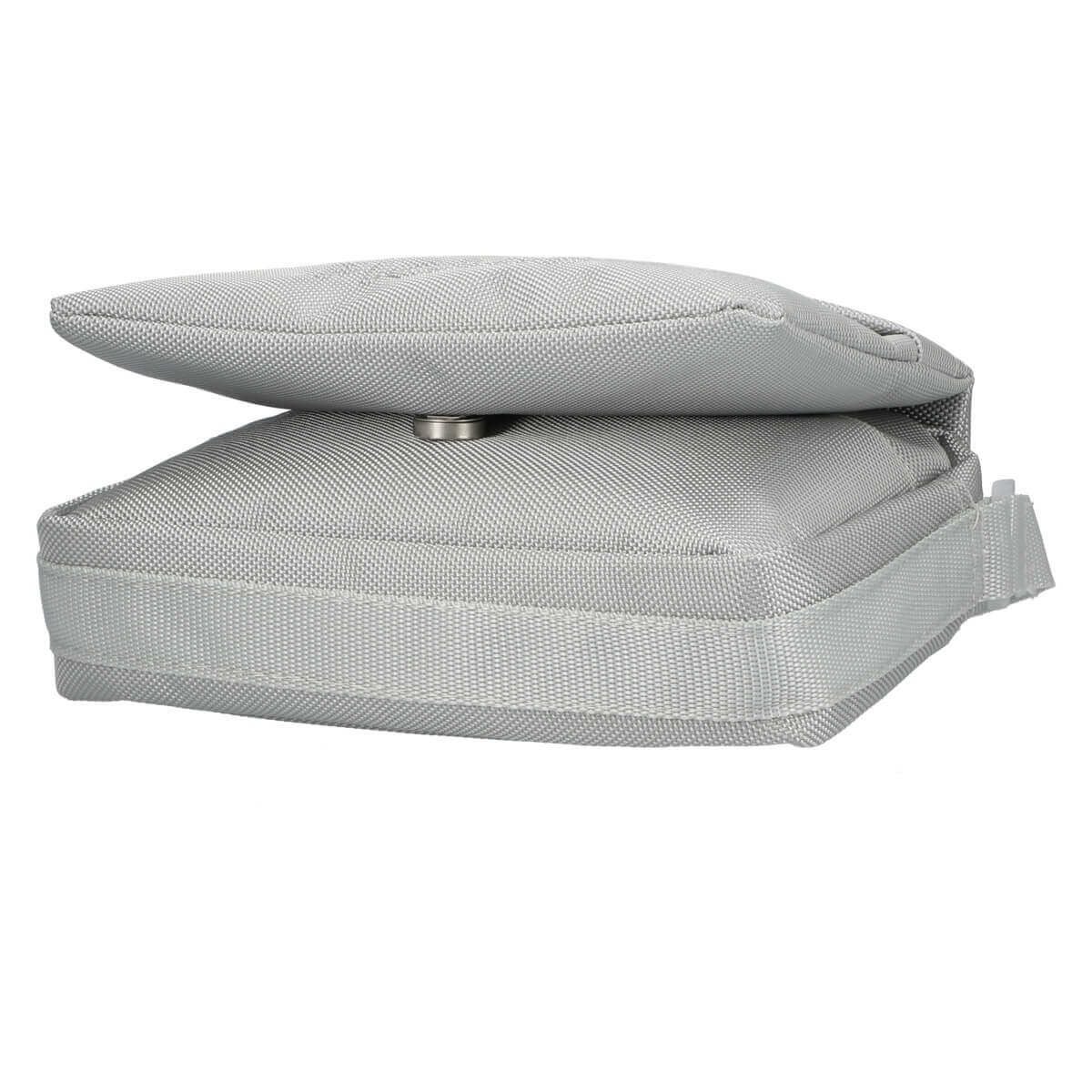 HITEC かぶせ付きナイロンショルダーバッグ