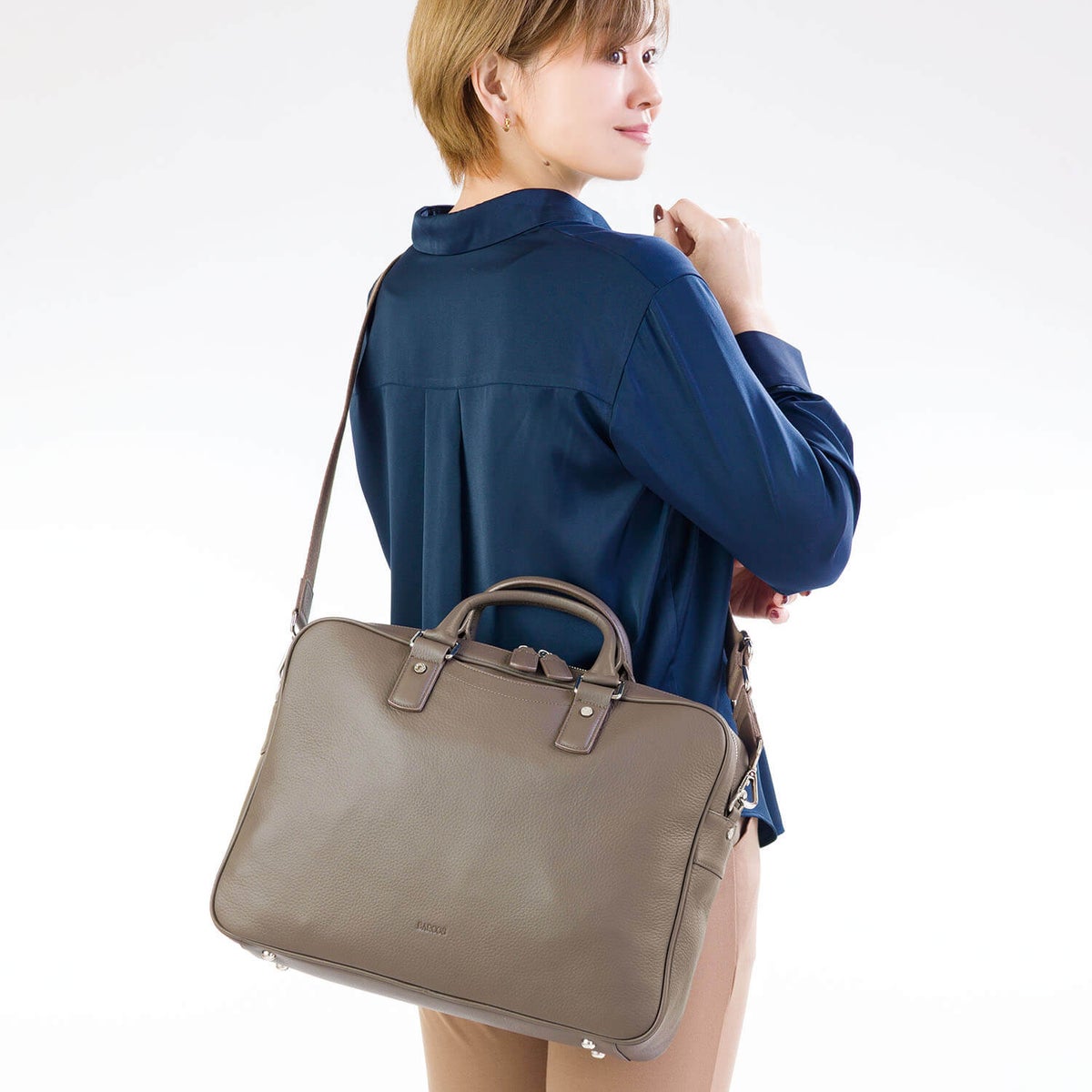 機能性ブリーフケース