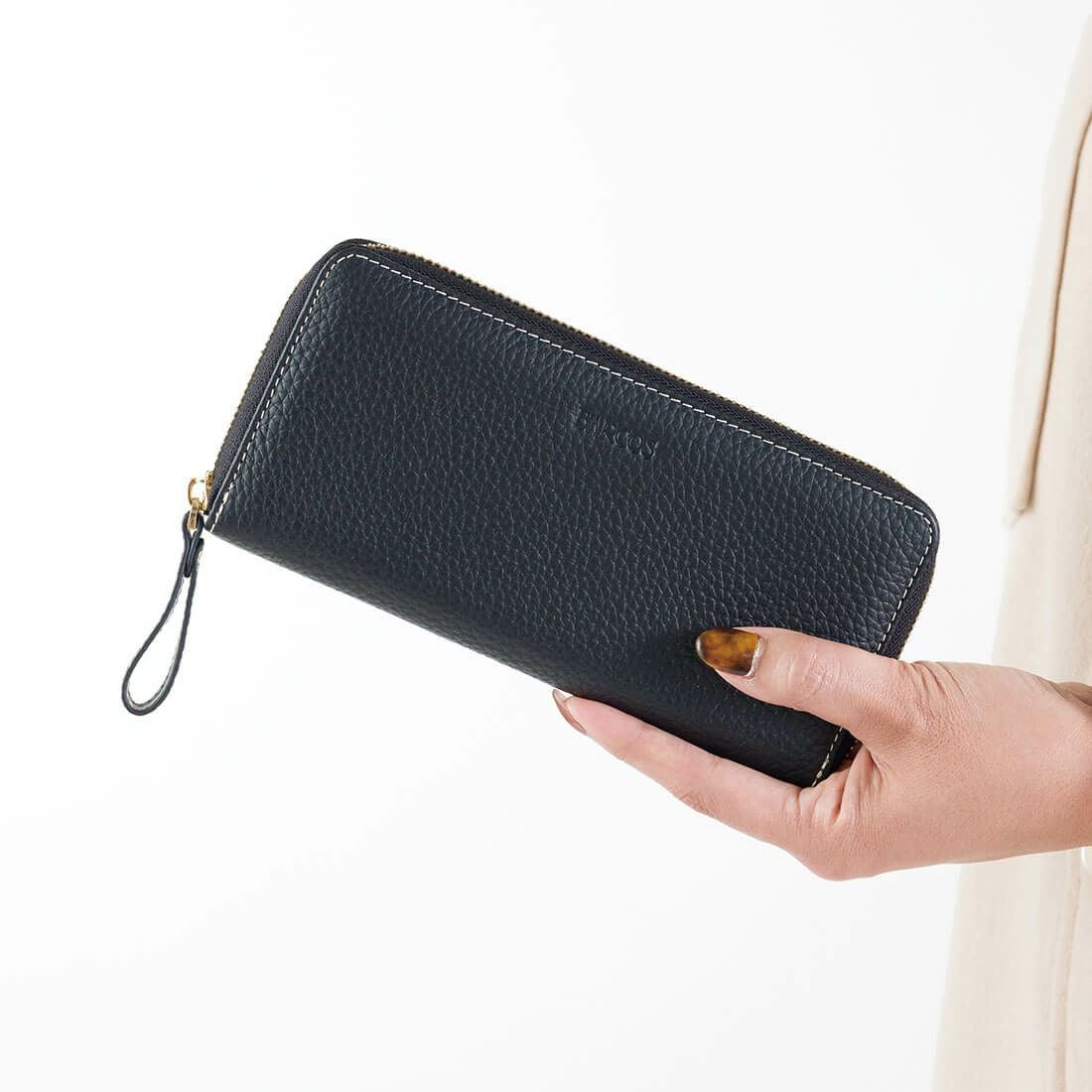 シュリンクレザーラウンド型ウォレット