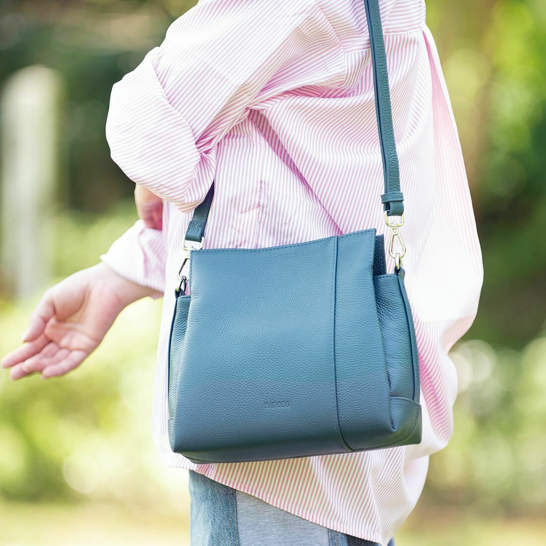 2wayレザーポシェット