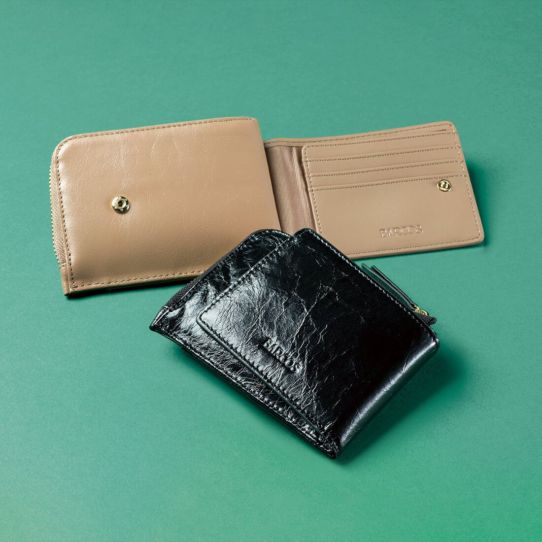 しわパテントレザー2つ折り財布