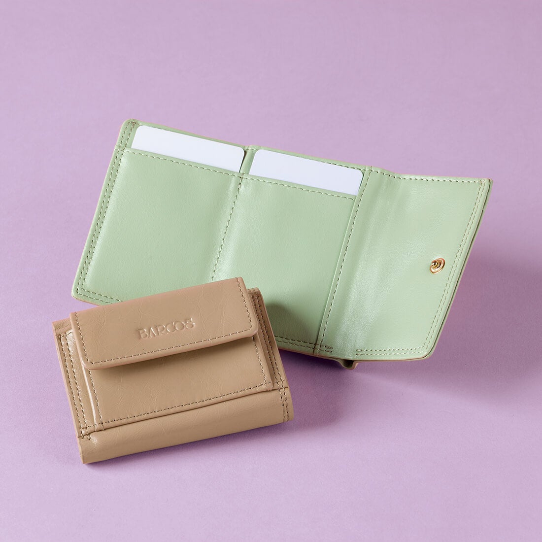 しわパテントレザー3つ折り財布