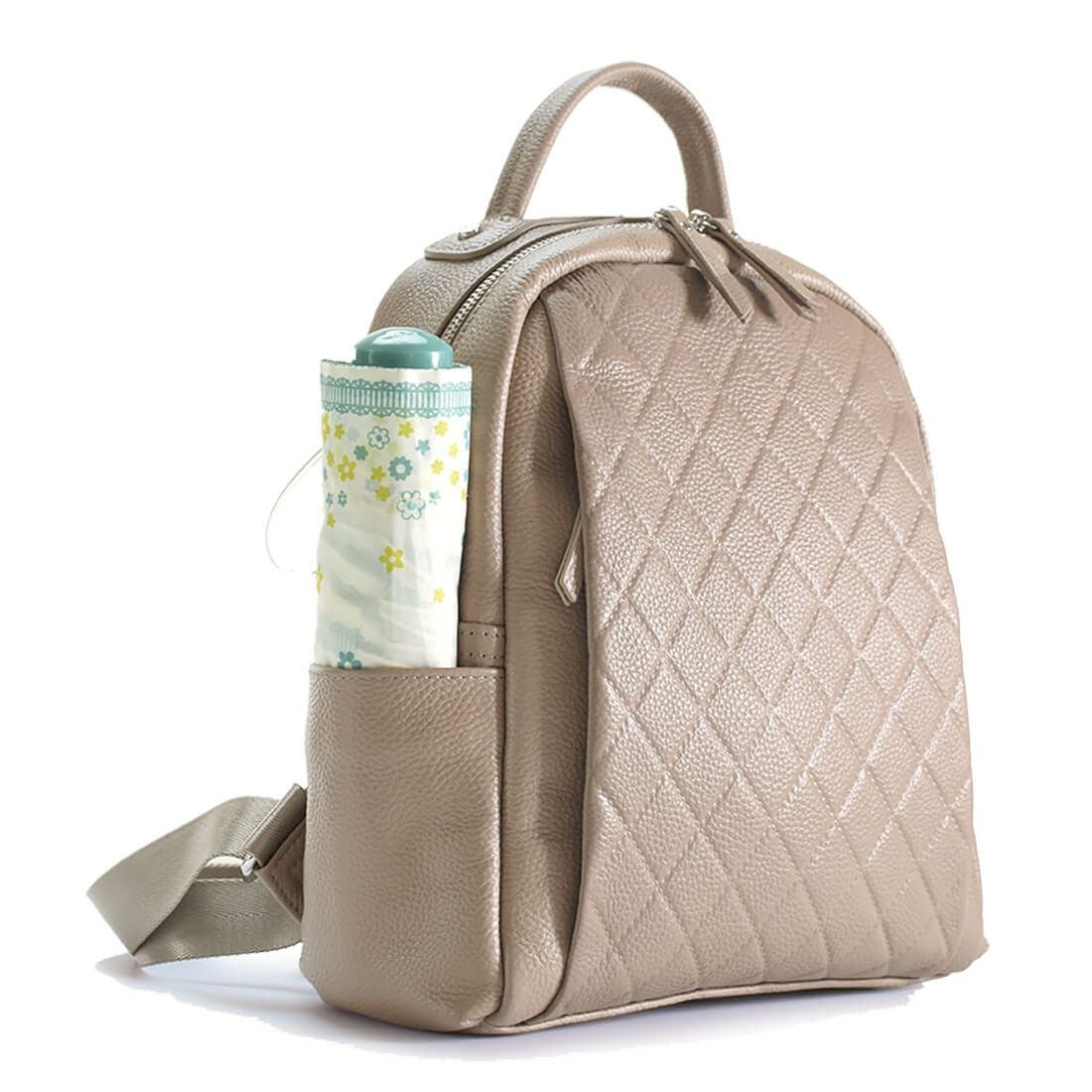 牛革キルティングリュック