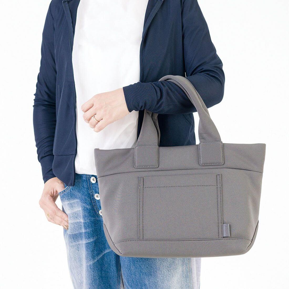 エアリートートバッグ