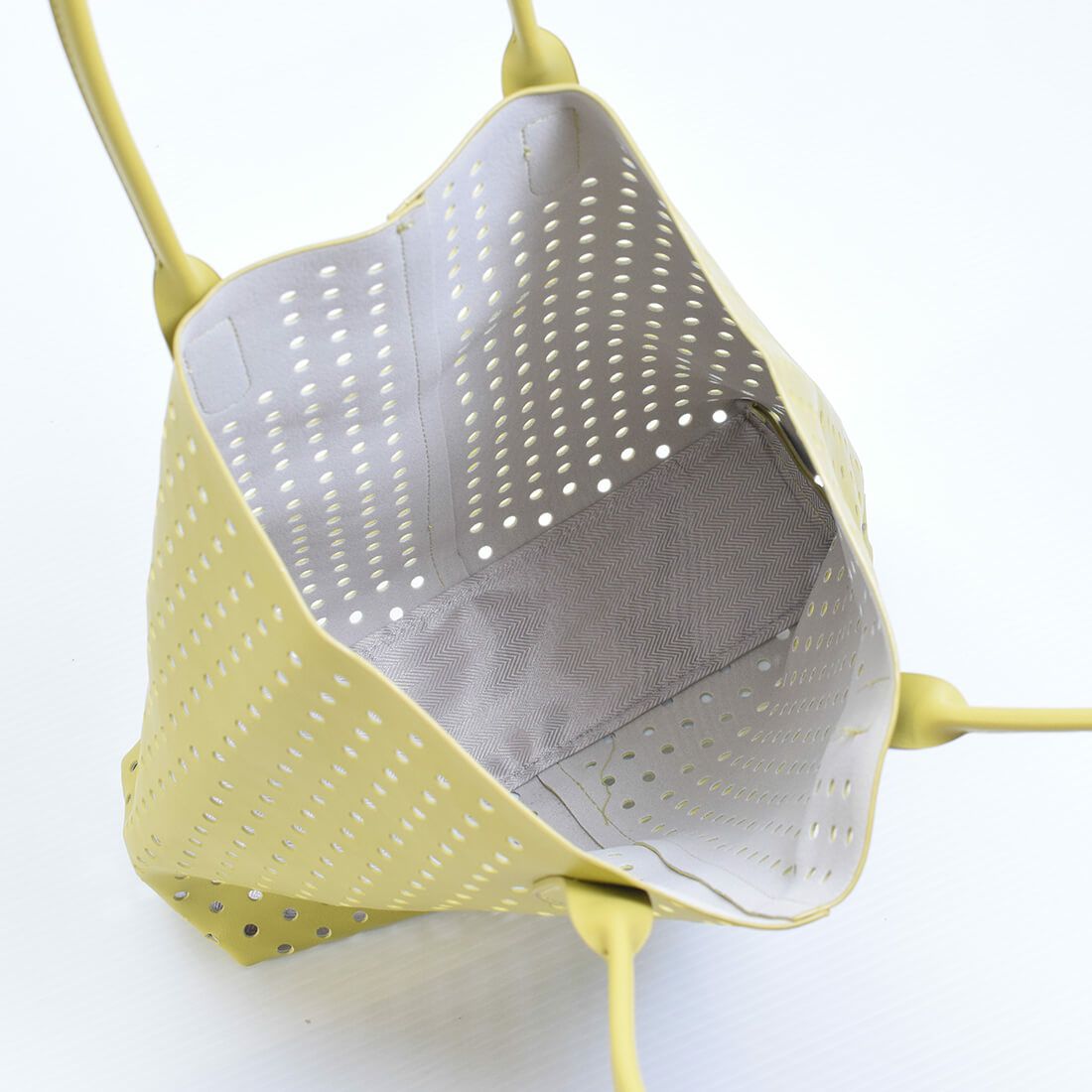 パンチングPU縦長トート