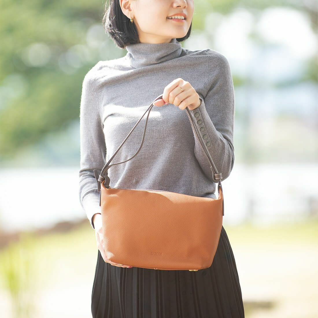 バイカラーショルダーバッグ