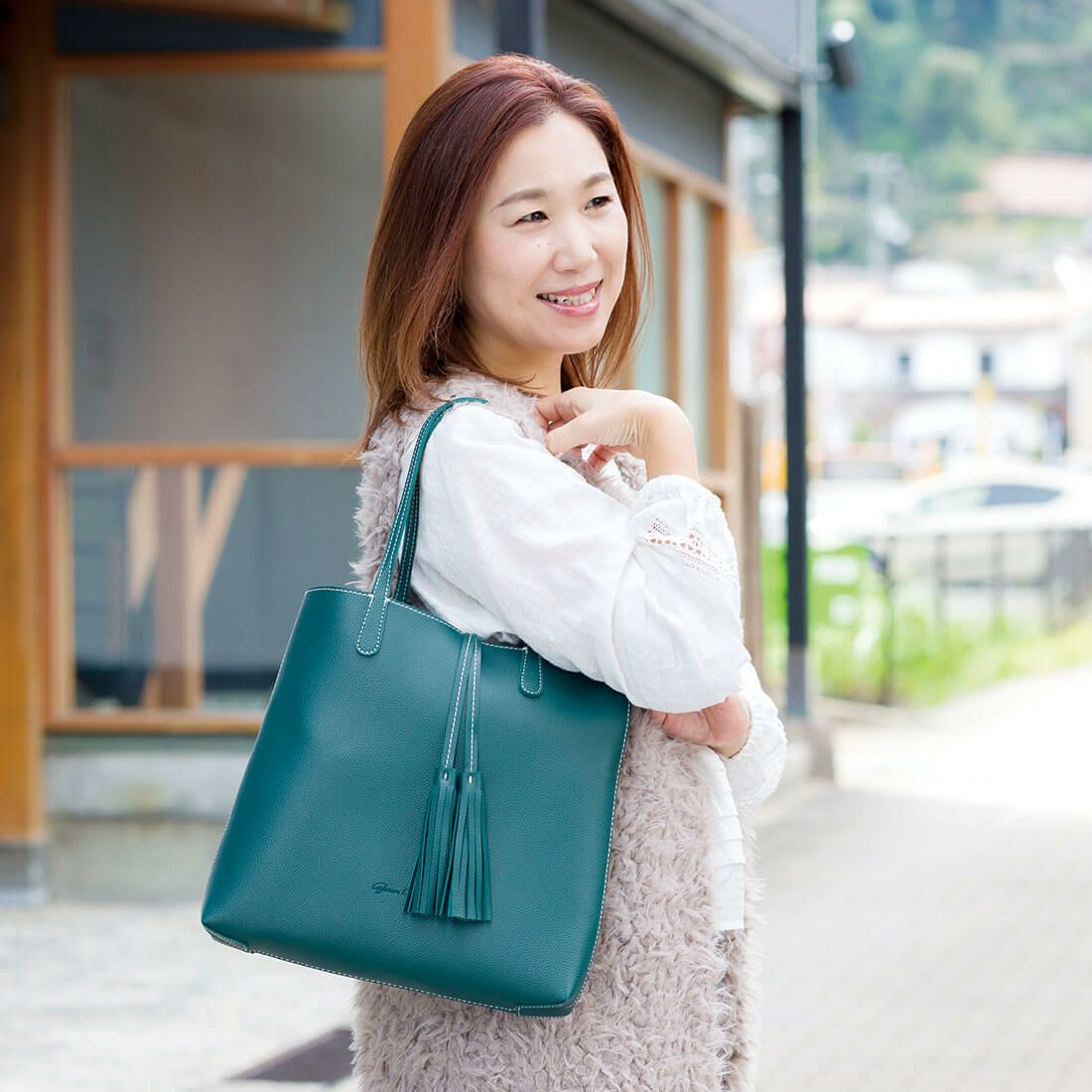 タッセル付きトートバッグ（小さめサイズ）