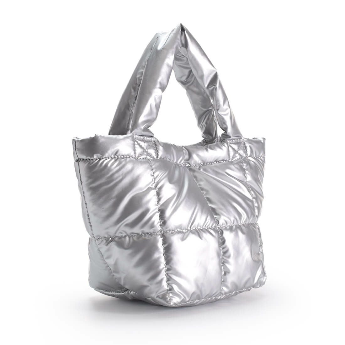 メタリックキルティングバッグ