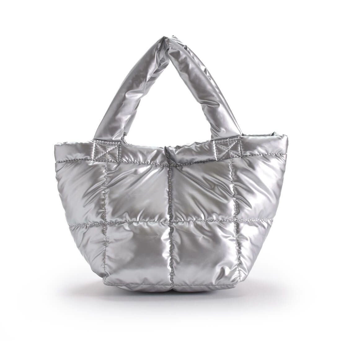 メタリックキルティングバッグ