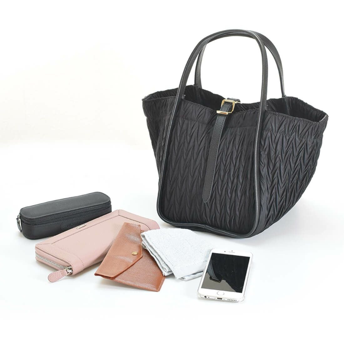 プリーツ加工ナイロン変形トートバッグ