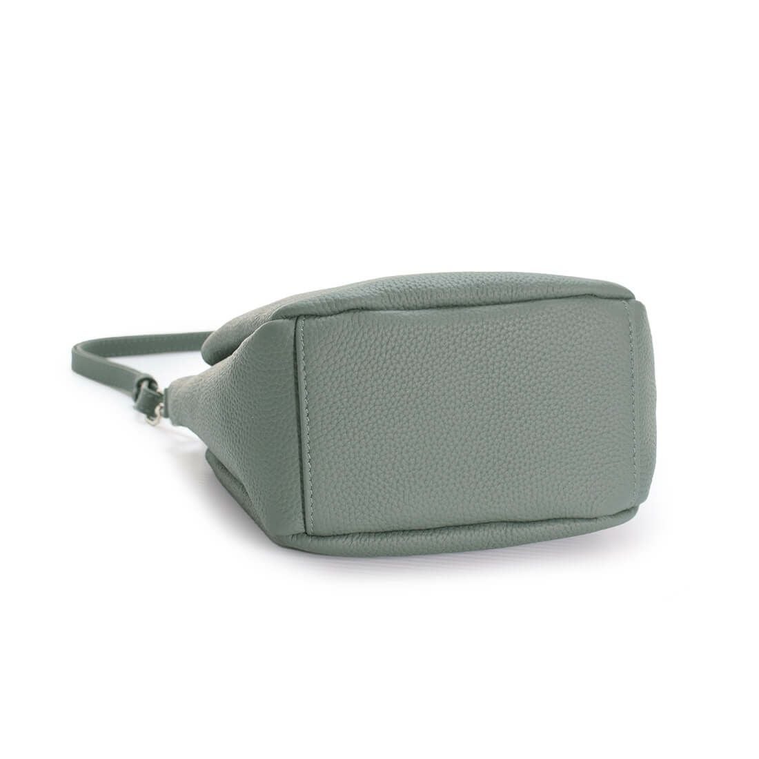 スクエア型シュリンクレザーショルダーバッグ