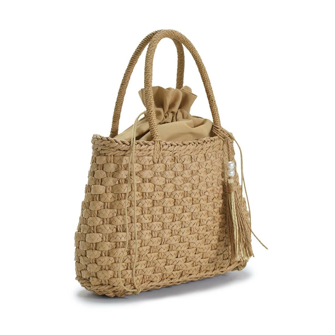 チャーム付きかごハンドバッグ