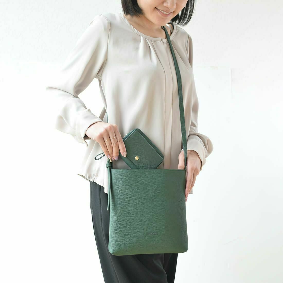 ＜ポンテ ピッコラ＞ポシェット