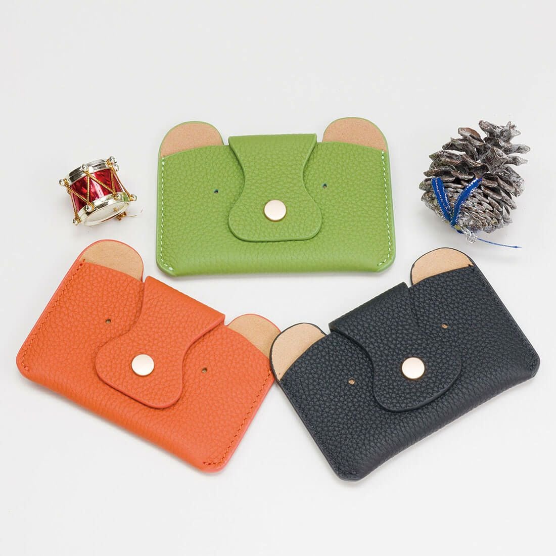 くまモチーフカードケース