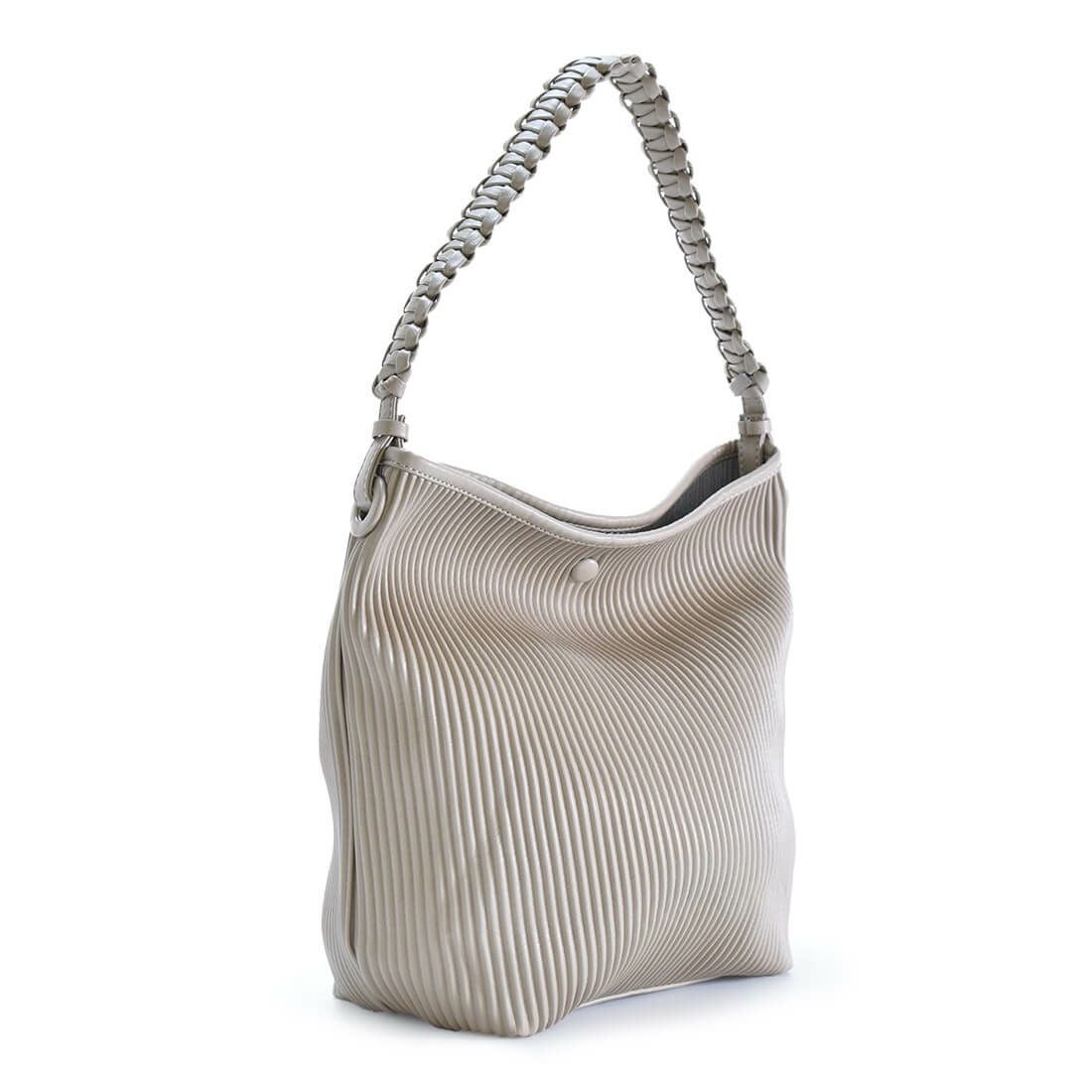 フェイクレザーワンショルダーバッグ