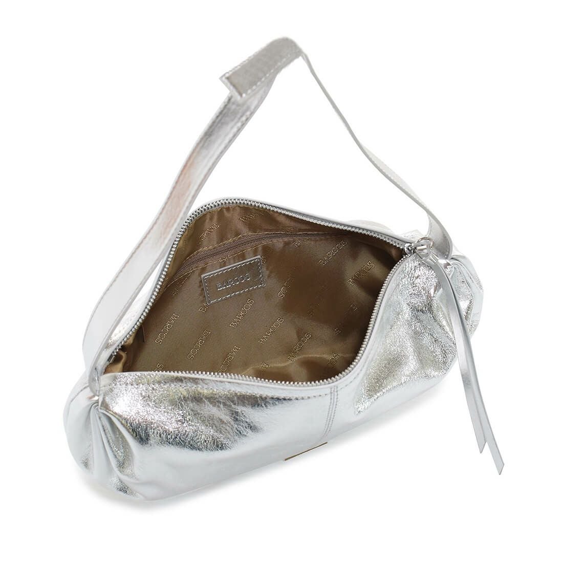 半月型メタリックレザーショルダーバッグ