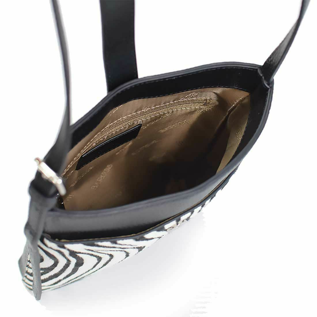 アニマル柄フロントポケット付きレザーポシェット