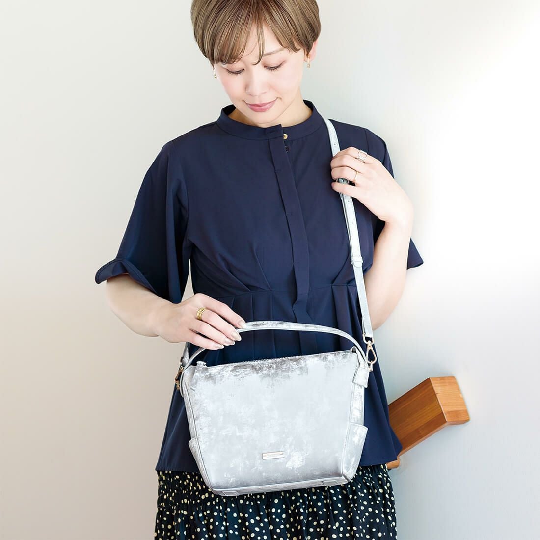 シルキーレザー2wayハンドバッグ