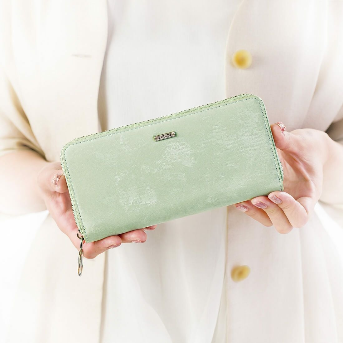 シルキーレザーラウンド型ロングウォレット