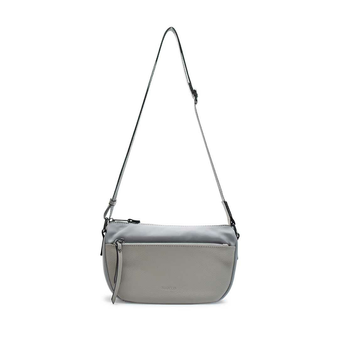 フロントポケットレザーショルダーバッグ