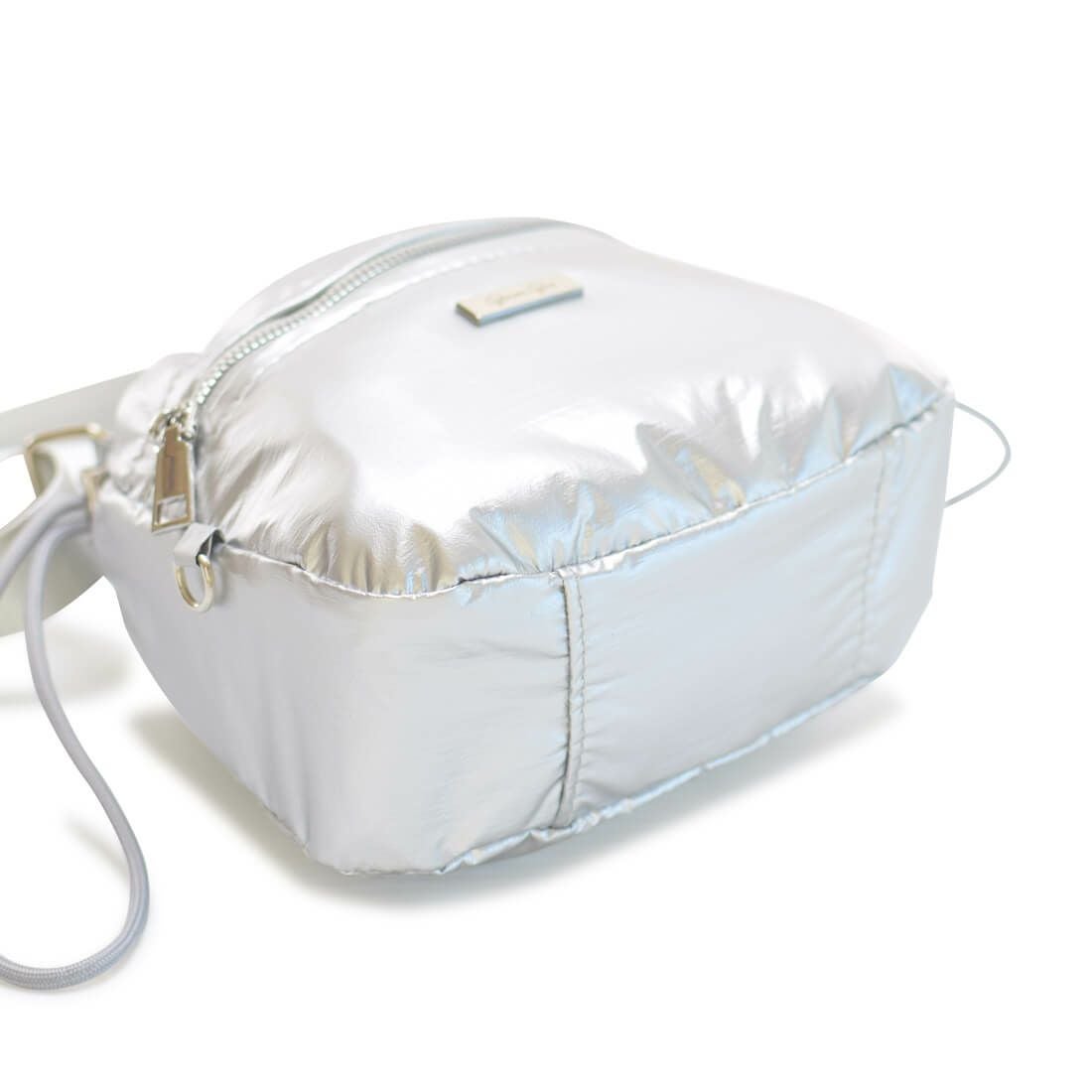 巾着型軽量ショルダーバッグ