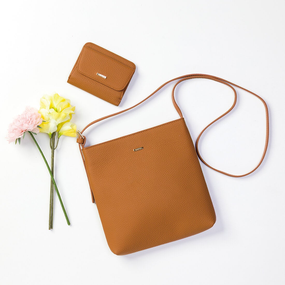 シュリンクレザー折財布＆ポシェット＜ルーニア＞