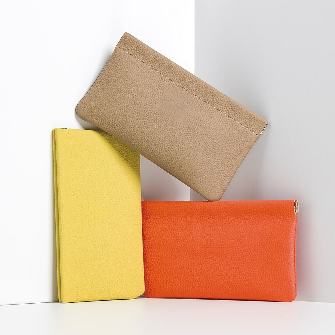 シュリンクレザーバネ口ケース