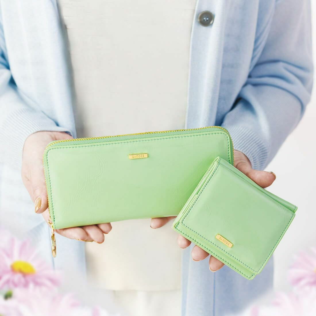 パテントレザー折財布 | バルコス公式オンラインショップ