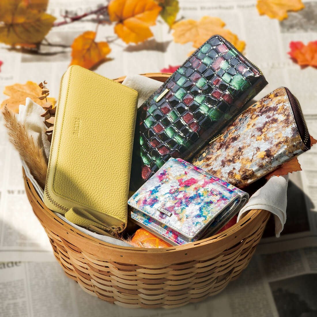 シュリンクレザーバイカラーラウンド型財布 | バルコス公式オンライン