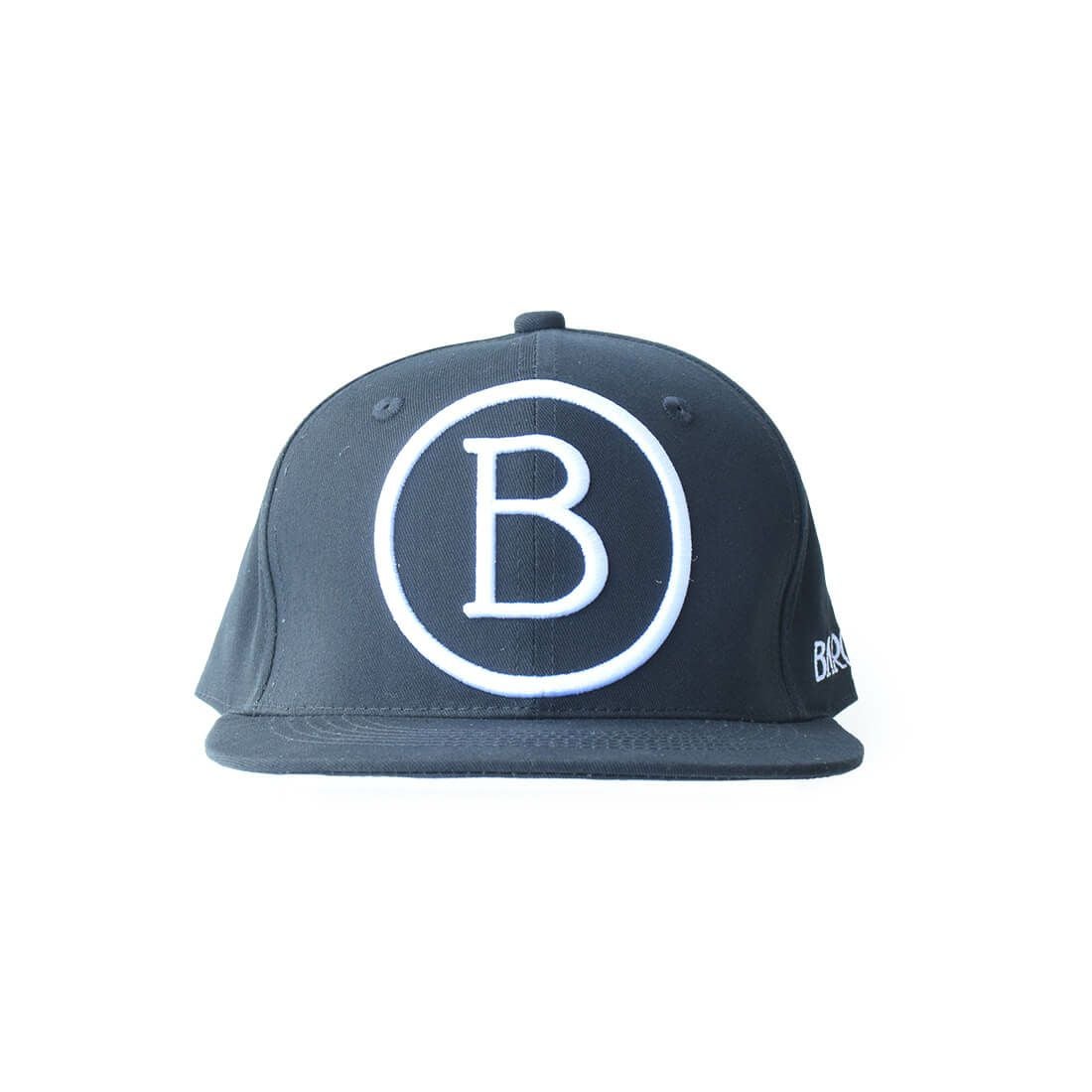 Bマーク入りフラットキャップ
