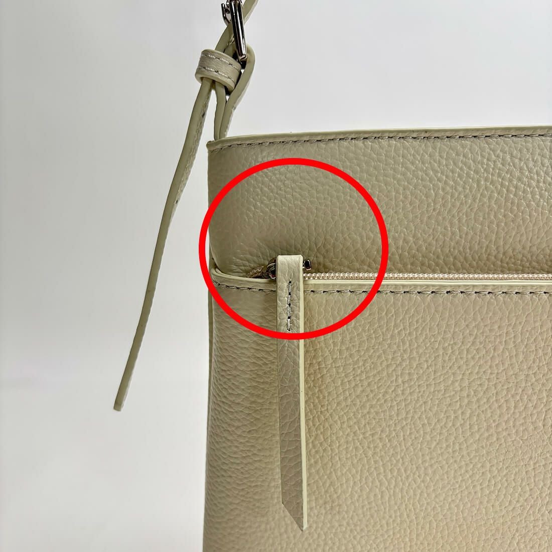 【アウトレット】シュリンクレザーポシェット