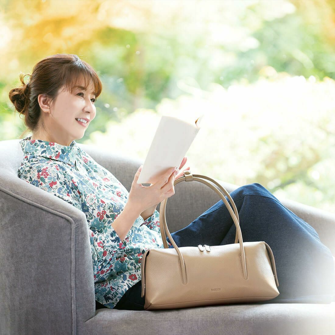 シュリンクレザー横長バッグ