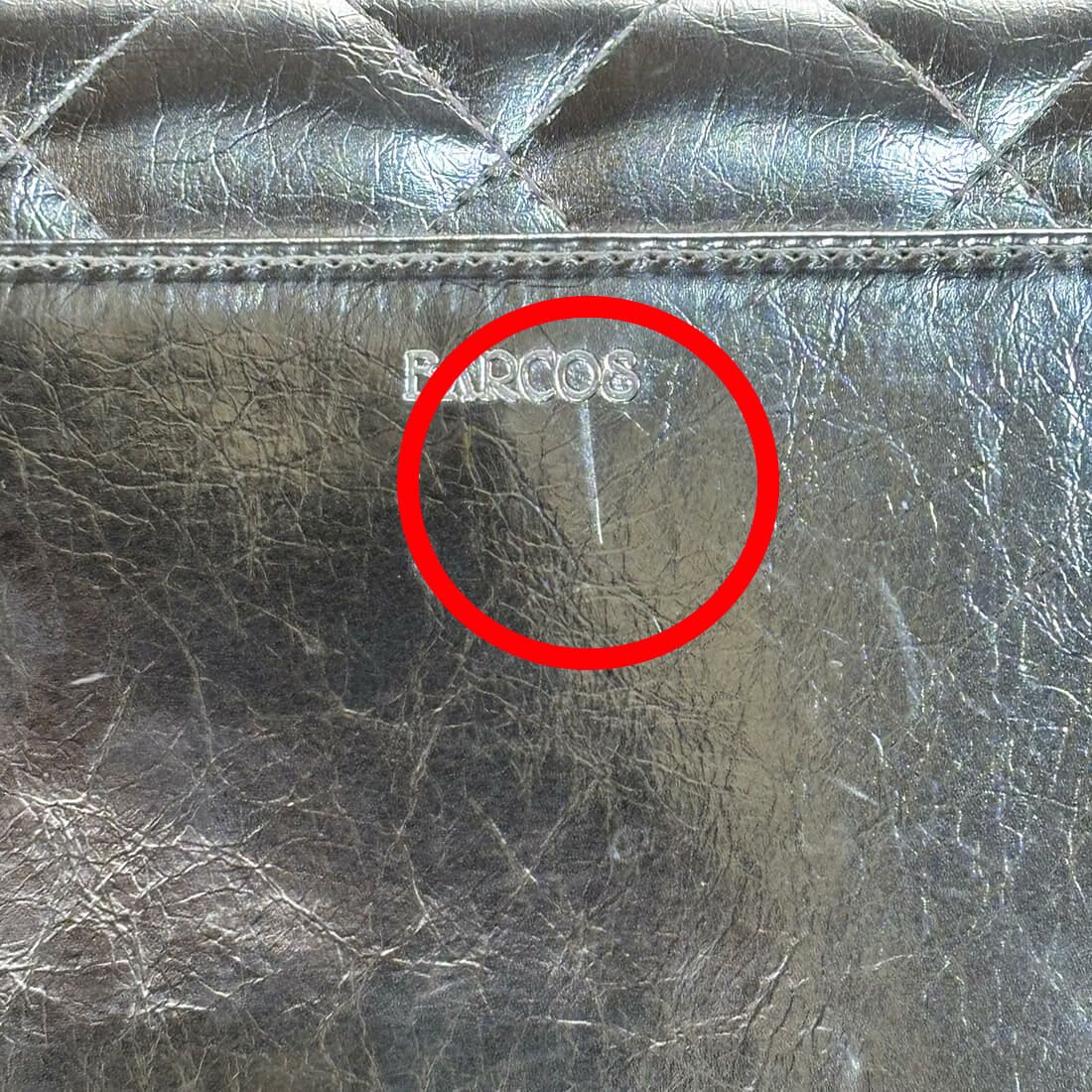 【アウトレット】スタッズ付きキルティングショルダーバッグ