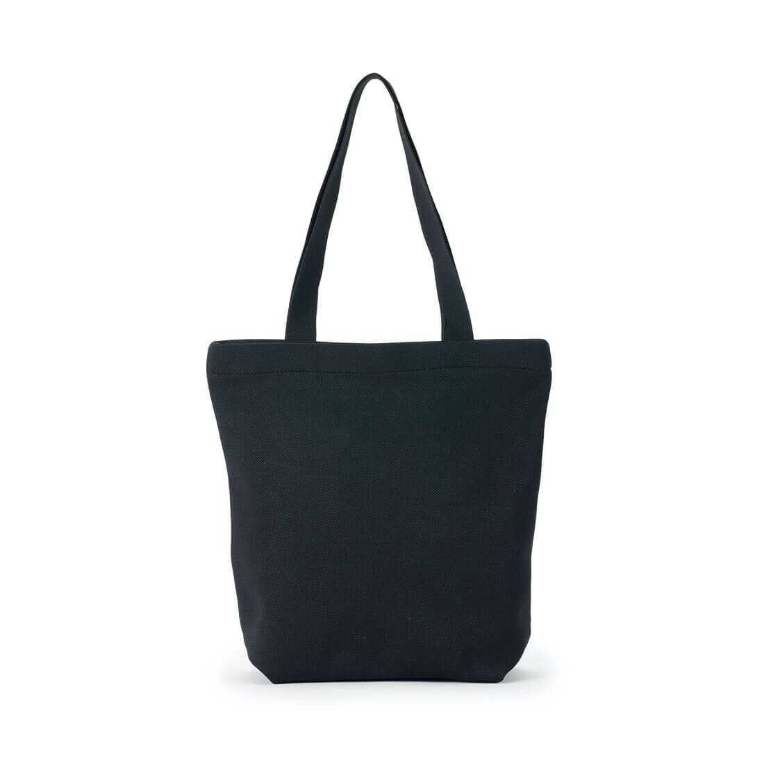 ロゴパッチ付き軽量トートバッグ